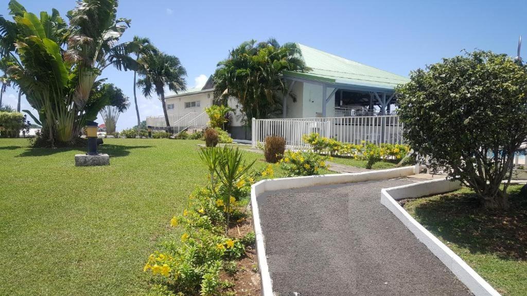 Superbe Studio Avec Piscine, Au Coeur De La Marina! Village Soleil ! Proche Aeroport & Ferry Le Gosier (Grande-Terre) Exterior foto