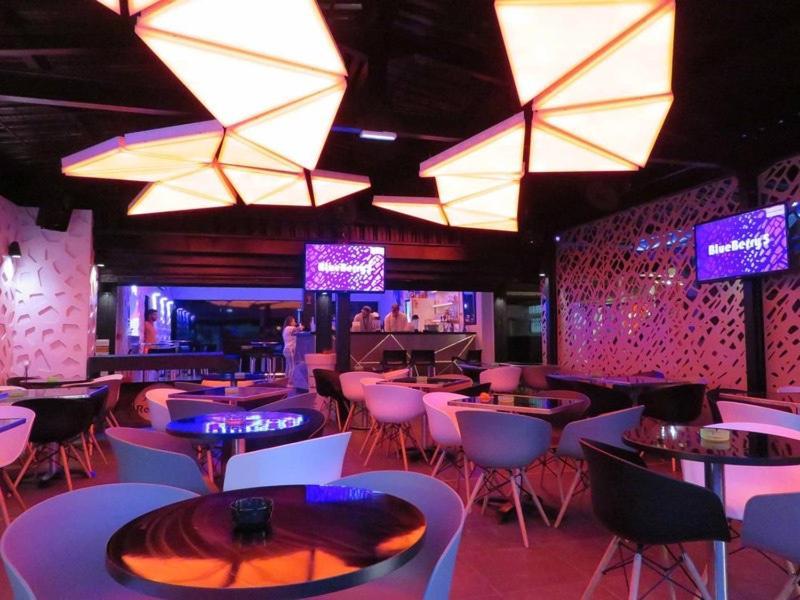 Superbe Studio Avec Piscine, Au Coeur De La Marina! Village Soleil ! Proche Aeroport & Ferry Le Gosier (Grande-Terre) Exterior foto