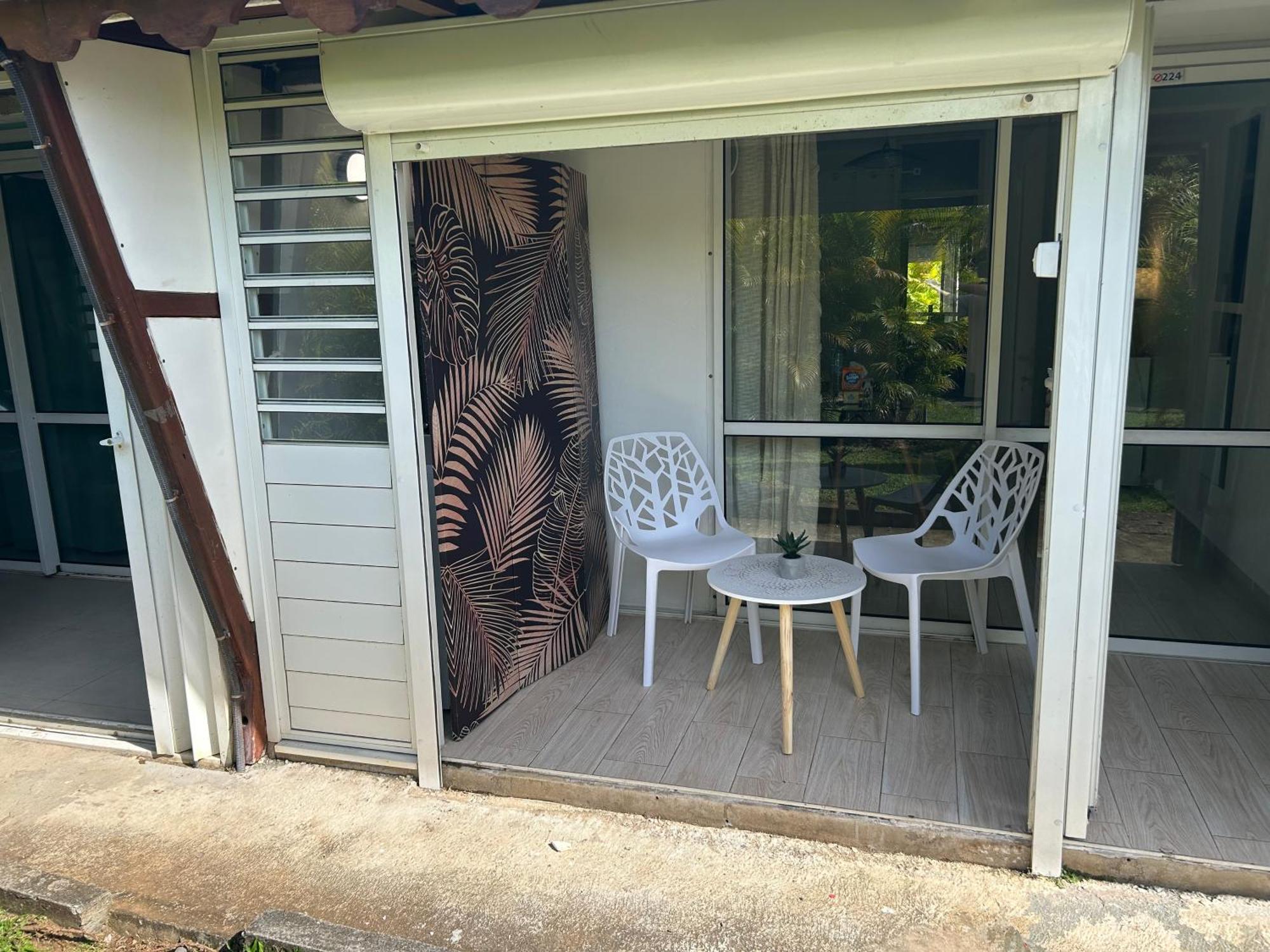 Superbe Studio Avec Piscine, Au Coeur De La Marina! Village Soleil ! Proche Aeroport & Ferry Le Gosier (Grande-Terre) Exterior foto